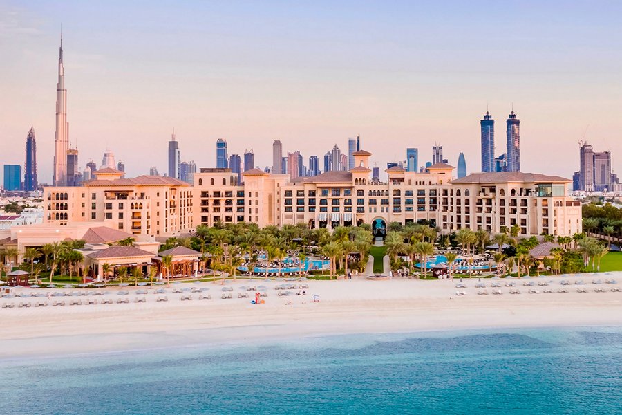 Popular Beach Resorts in Dubai
